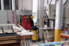 Работни маси в учебна работилница